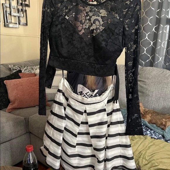 2 Sheri Hill dresses 500.00 a peice an the short one is 50.00 all size 4/6 - Picture 8 of 9